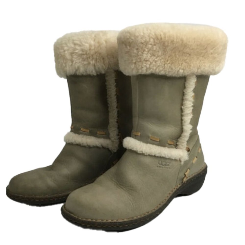 UGG Elijo Leather Sheepskin Cuff Boots Size 9 US